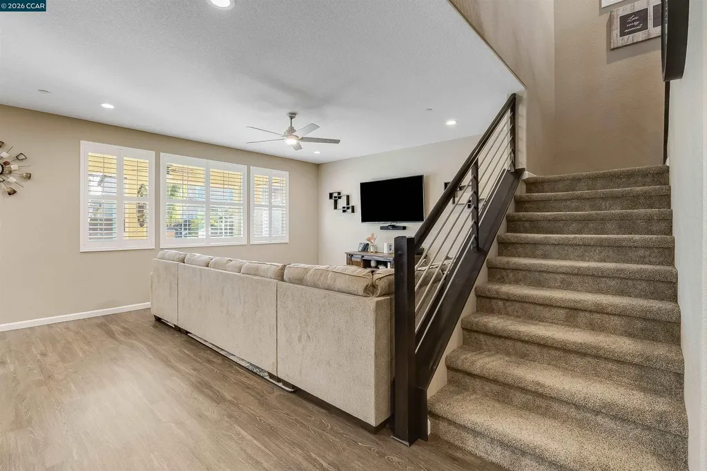 515 Cherry Street Dixon CA 95620