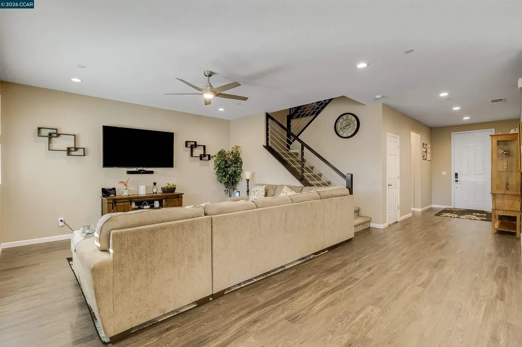 515 Cherry Street Dixon CA 95620