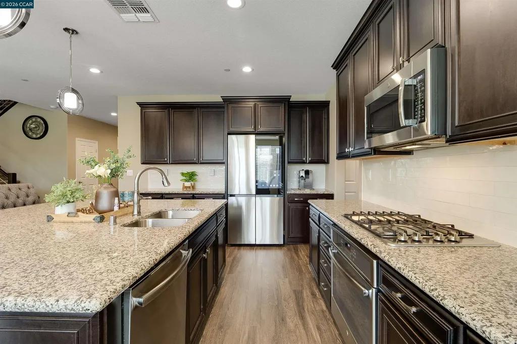 515 Cherry Street Dixon CA 95620