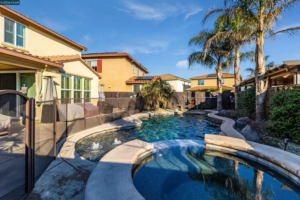 515 Cherry Street Dixon CA 95620