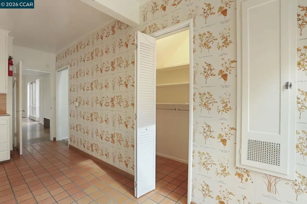 204 El Camino Real Berkeley CA 94705