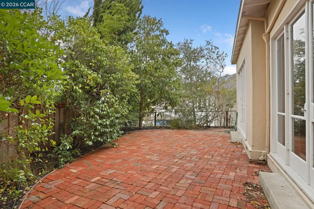 204 El Camino Real Berkeley CA 94705