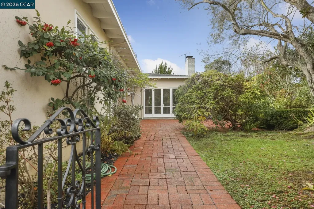 204 El Camino Real Berkeley CA 94705