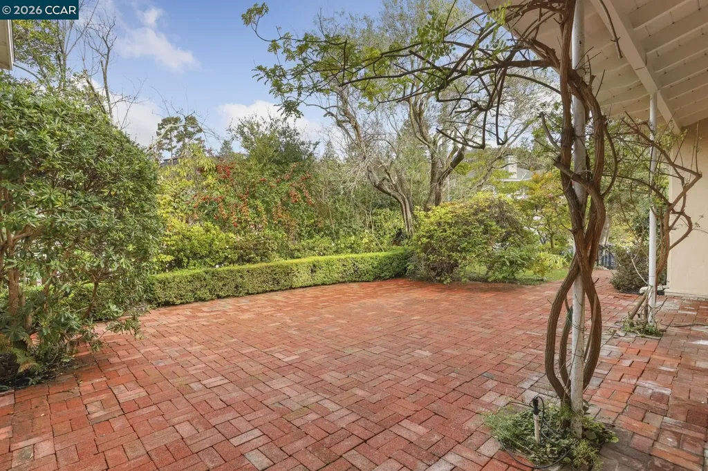 204 El Camino Real Berkeley CA 94705