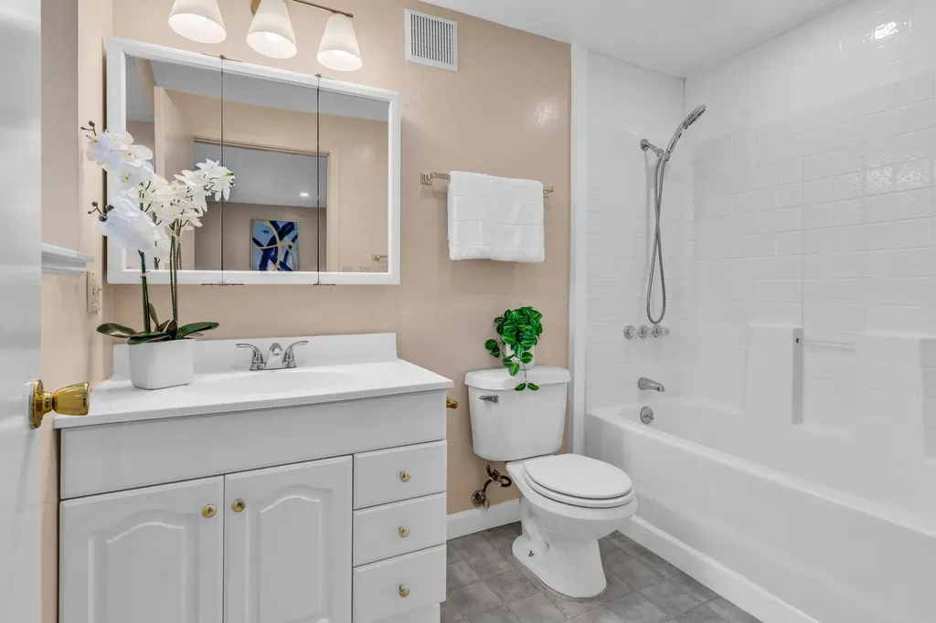 4628 Fieldbrook Road Oakland CA 94619