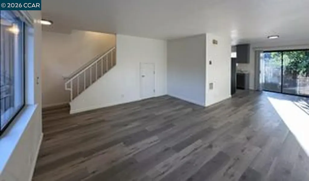 568 Dean Street Hayward CA 94541