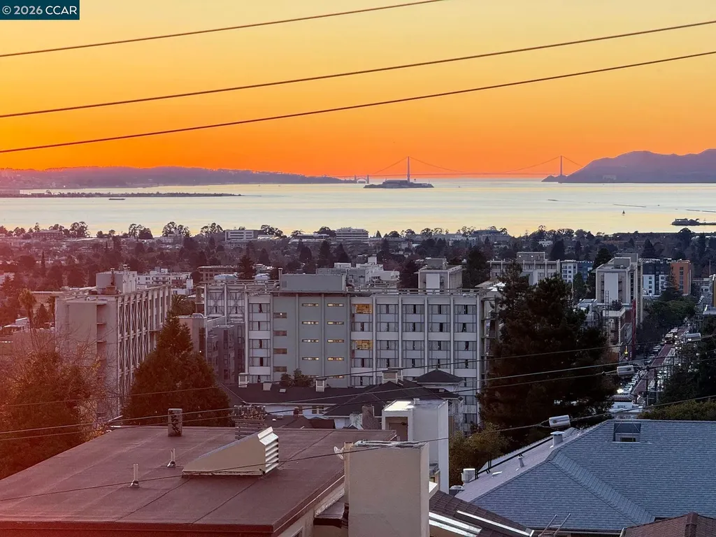 2 Panoramic Way Berkeley CA 94704