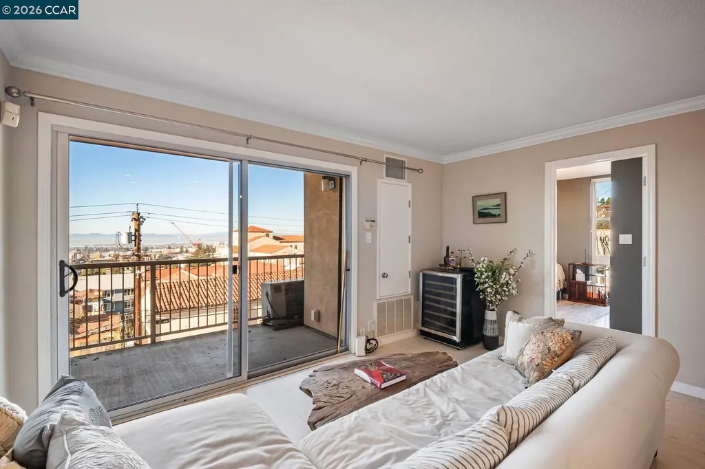 2 Panoramic Way Berkeley CA 94704