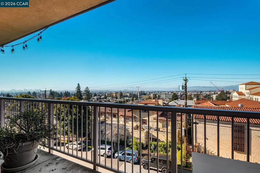 2 Panoramic Way Berkeley CA 94704