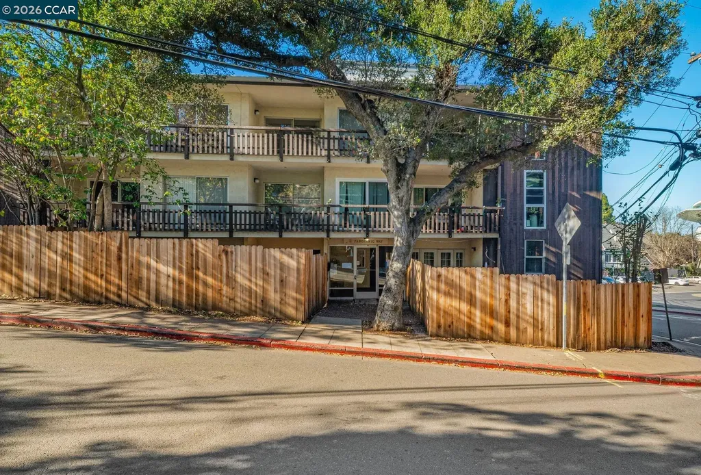 2 Panoramic Way Berkeley CA 94704