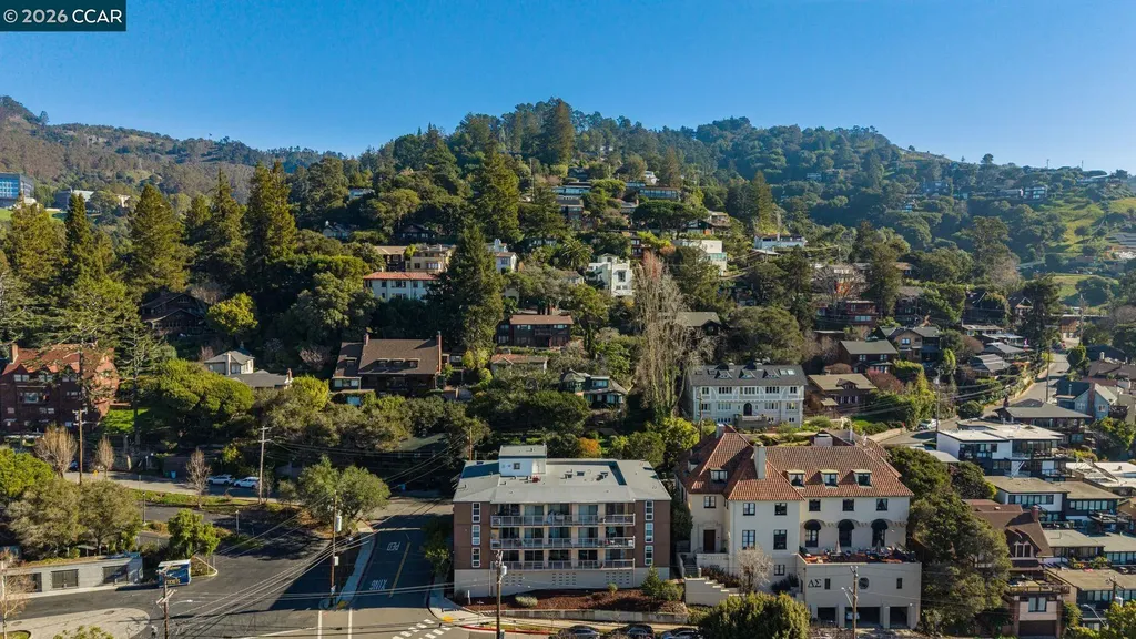 2 Panoramic Way Berkeley CA 94704
