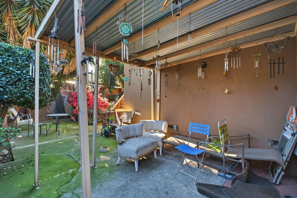 127 Hampton Road Hayward CA 94541