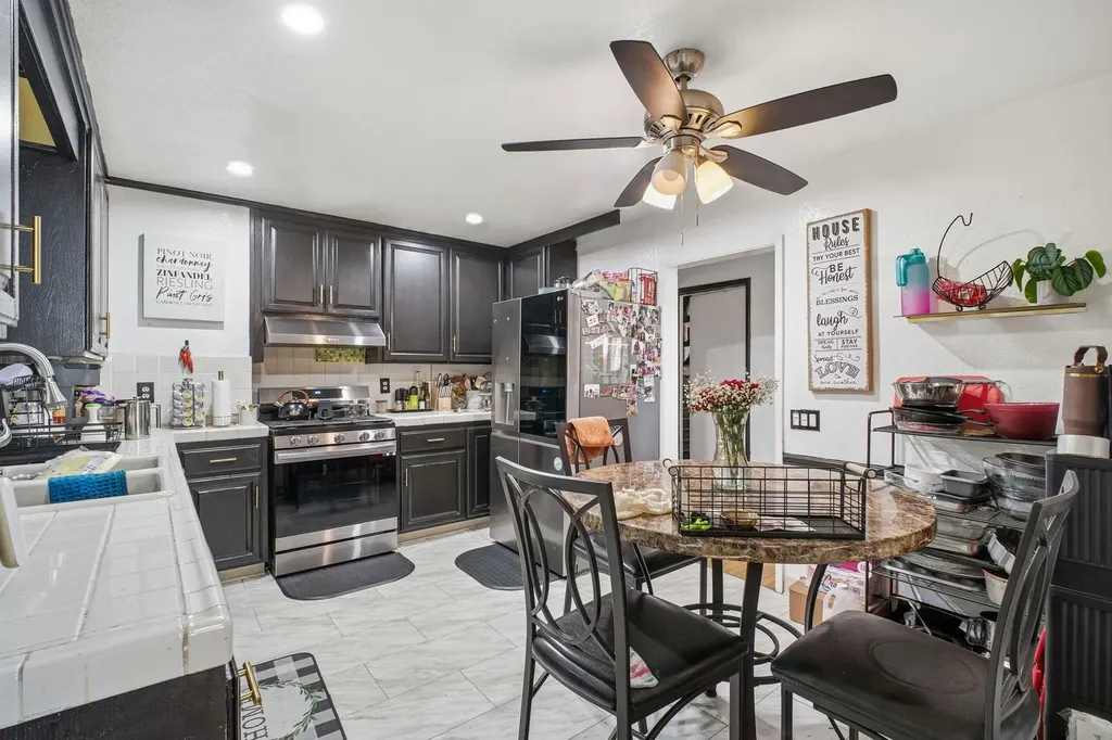 127 Hampton Road Hayward CA 94541