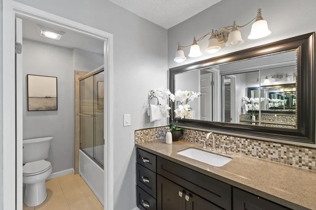3833 Burton Common Fremont CA 94536