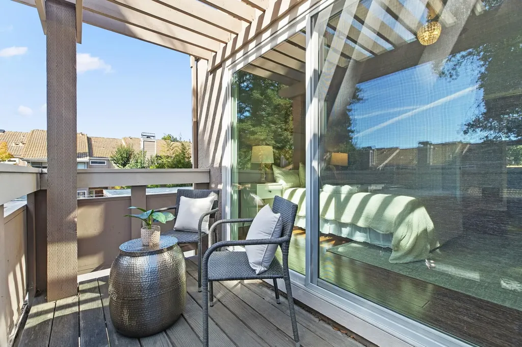 3833 Burton Common Fremont CA 94536