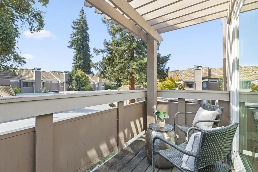 3833 Burton Common Fremont CA 94536