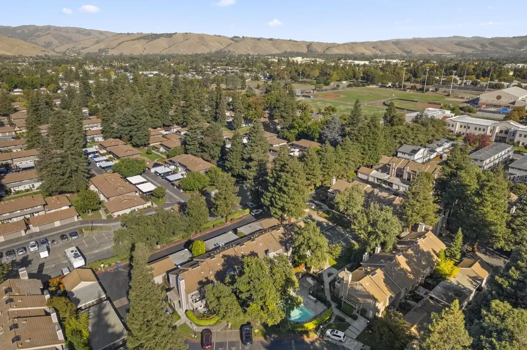 3833 Burton Common Fremont CA 94536