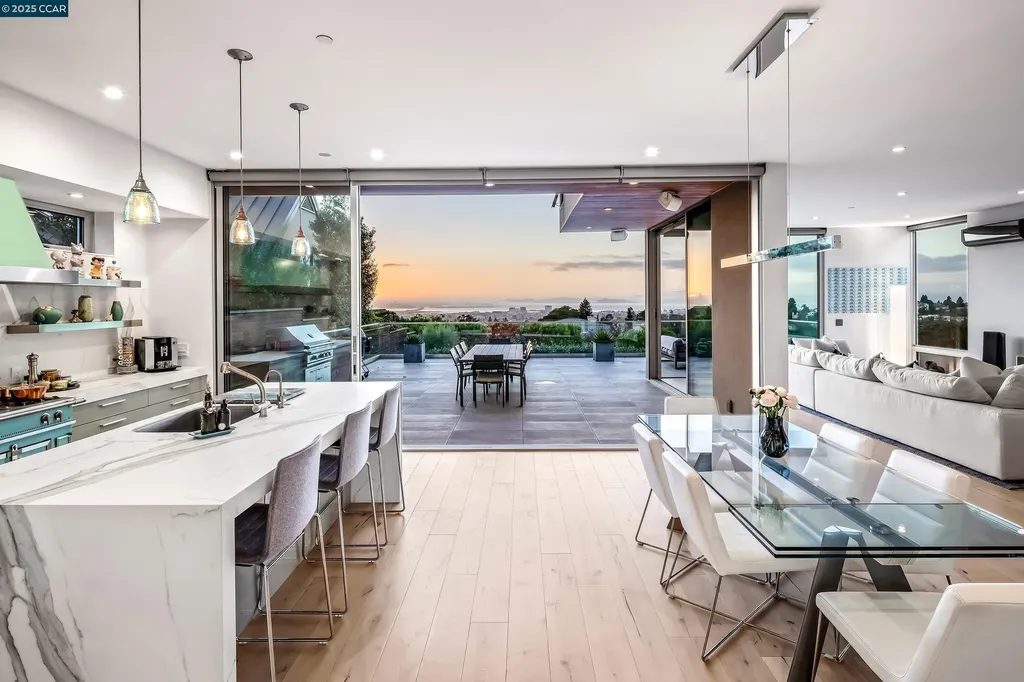 189 Florence Avenue Oakland CA 94618