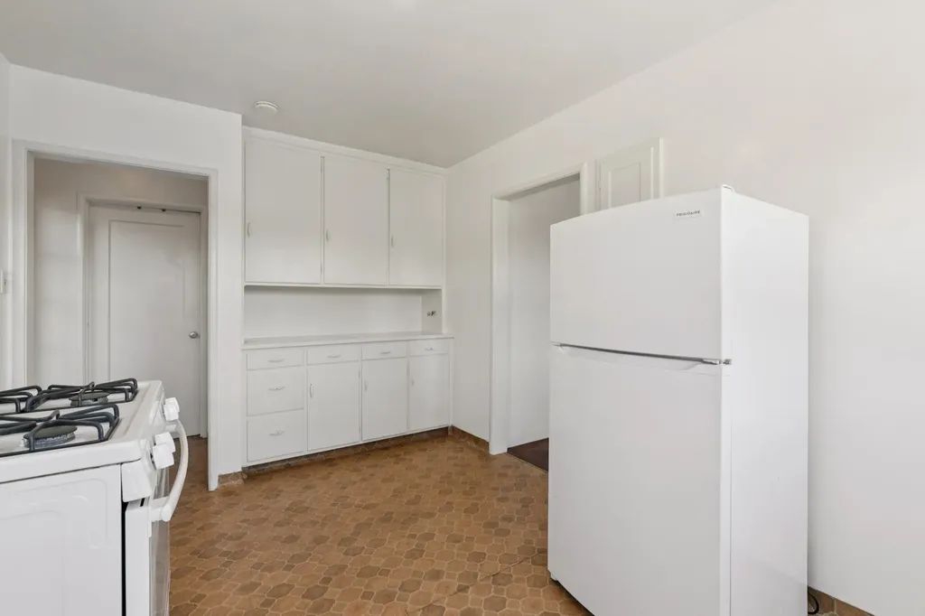 830 Walker Avenue Oakland CA 94610