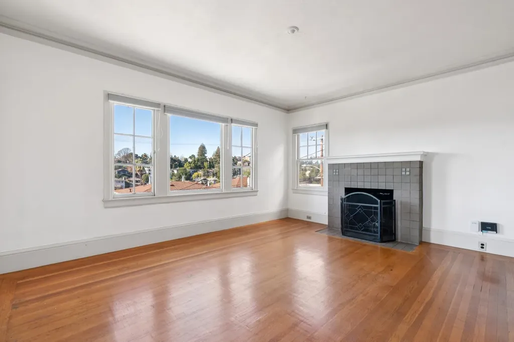 830 Walker Avenue Oakland CA 94610