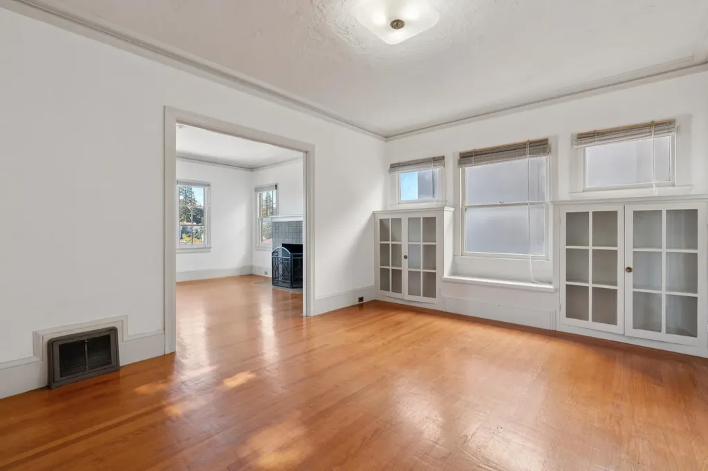 830 Walker Avenue Oakland CA 94610