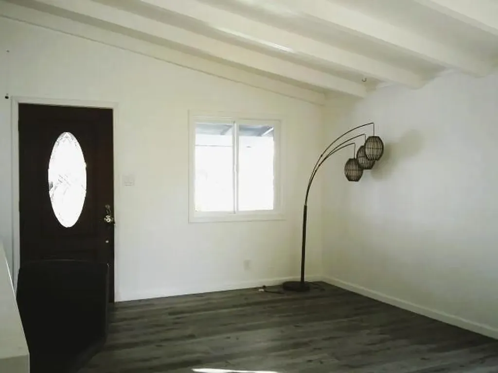 24741 Calaroga Avenue Hayward CA 94545