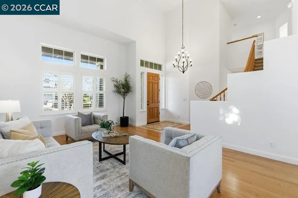 811 Vineyard Court Pleasant Hill CA 94523