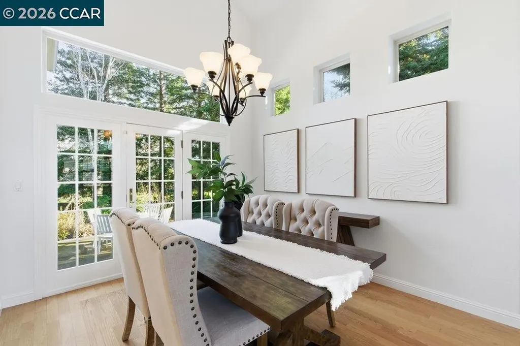 811 Vineyard Court Pleasant Hill CA 94523