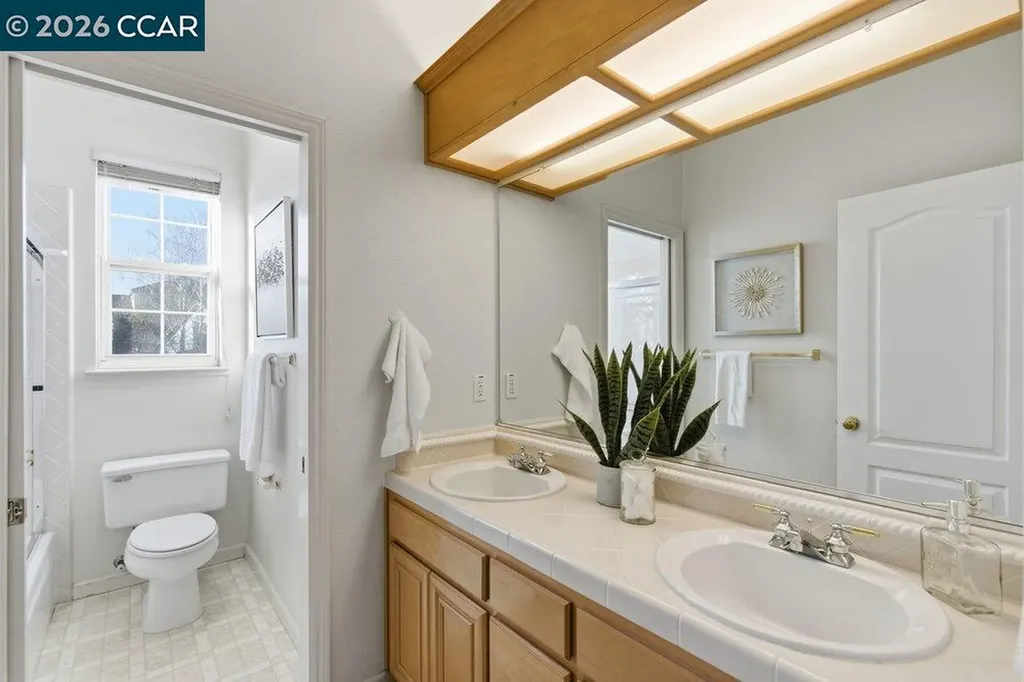 811 Vineyard Court Pleasant Hill CA 94523