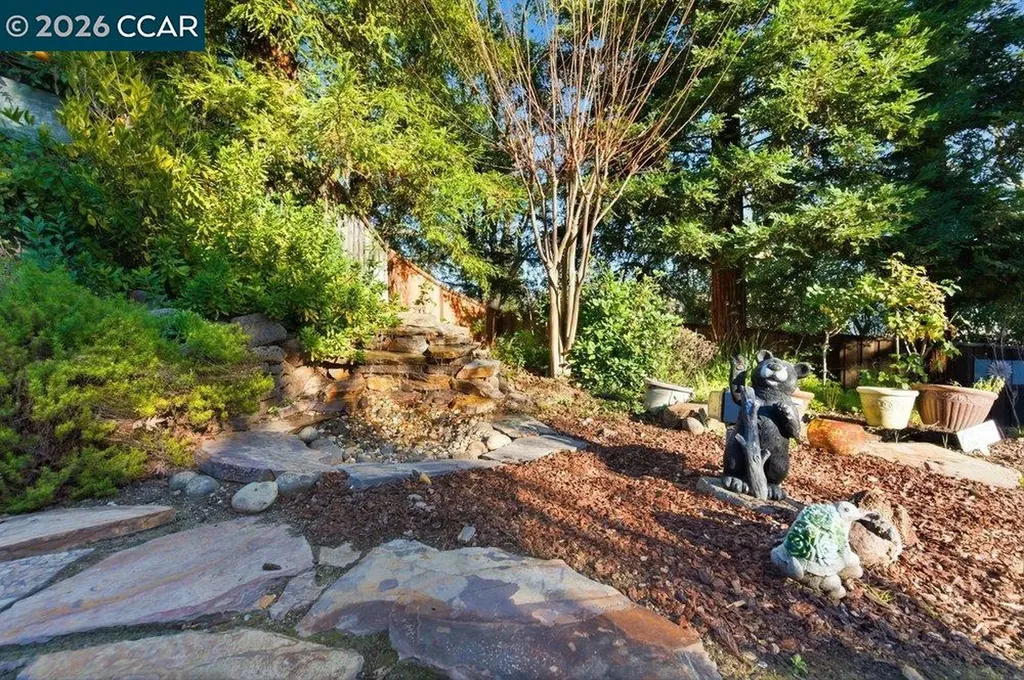 811 Vineyard Court Pleasant Hill CA 94523