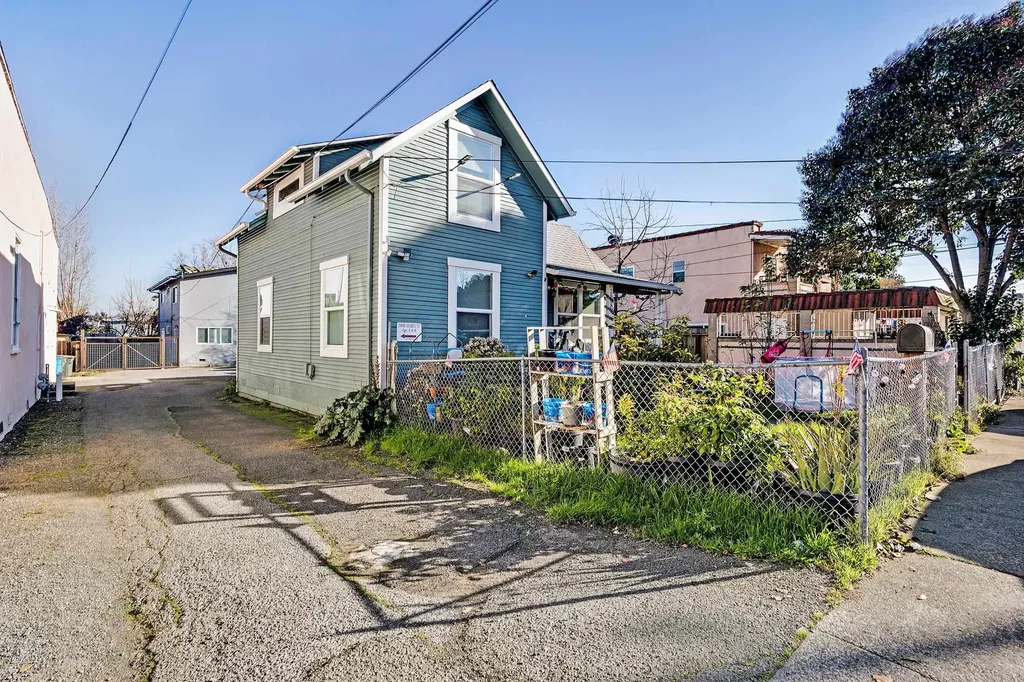 2008 Marin Street Vallejo CA 94590