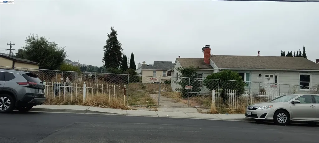 1672 162nd Avenue San Leandro CA 94578