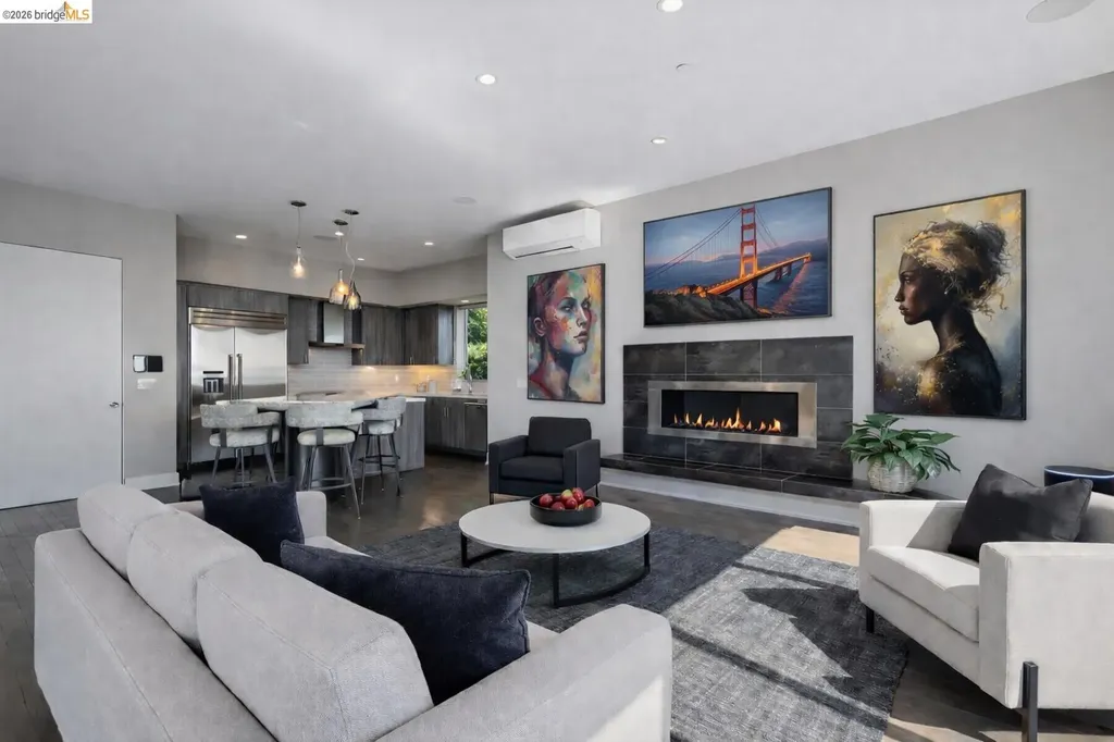 25 Diablo Drive Oakland CA 94611