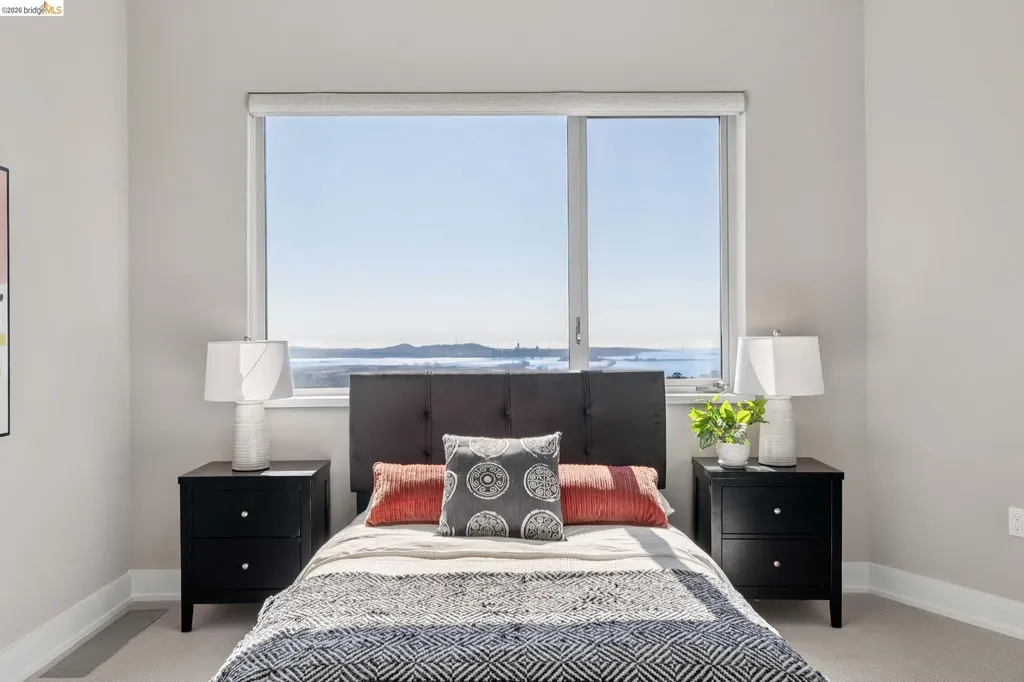 25 Diablo Drive Oakland CA 94611