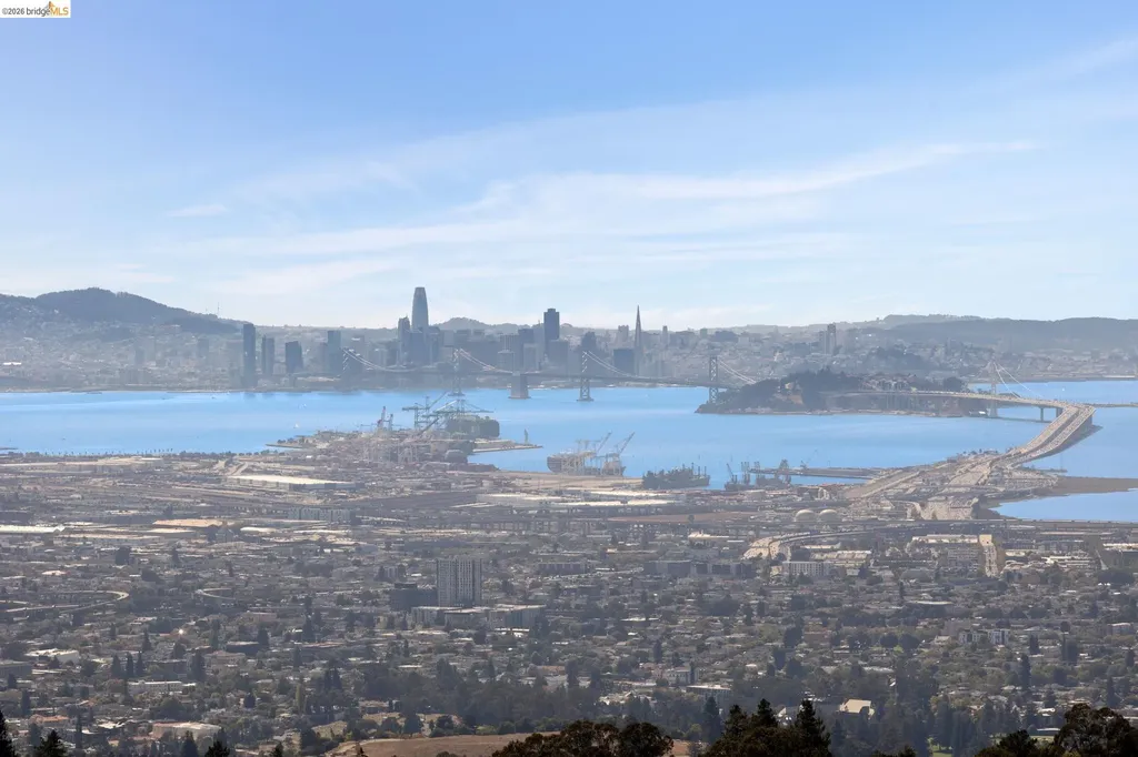 25 Diablo Drive Oakland CA 94611