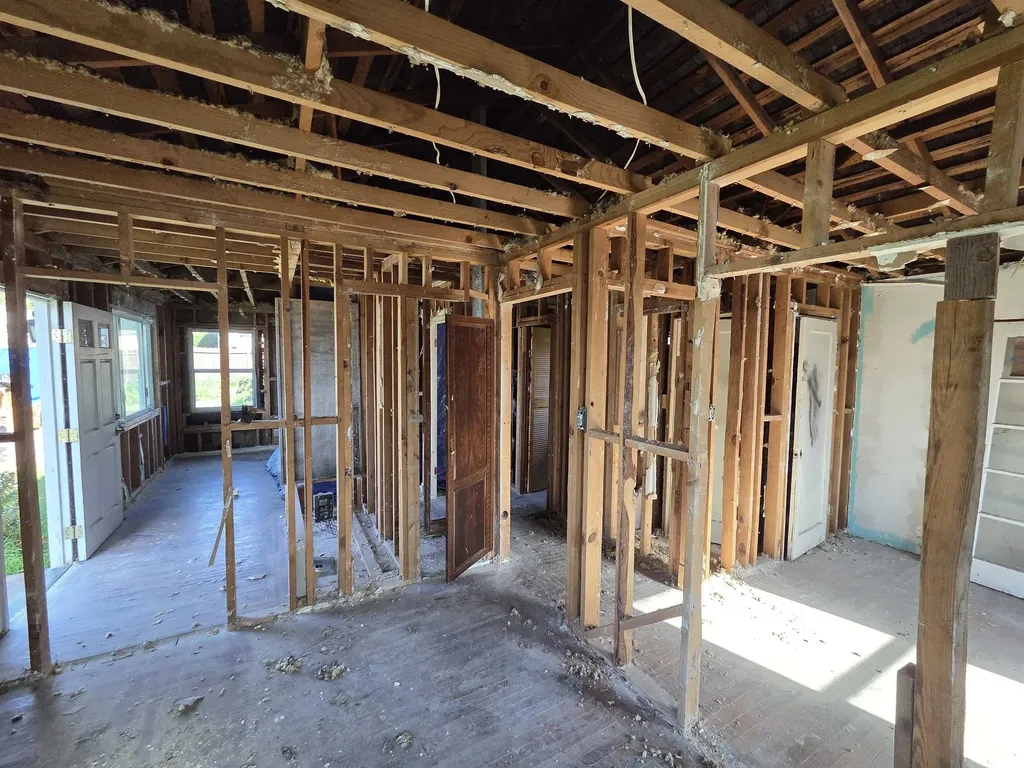 1672 162nd Avenue Ashland CA 94578