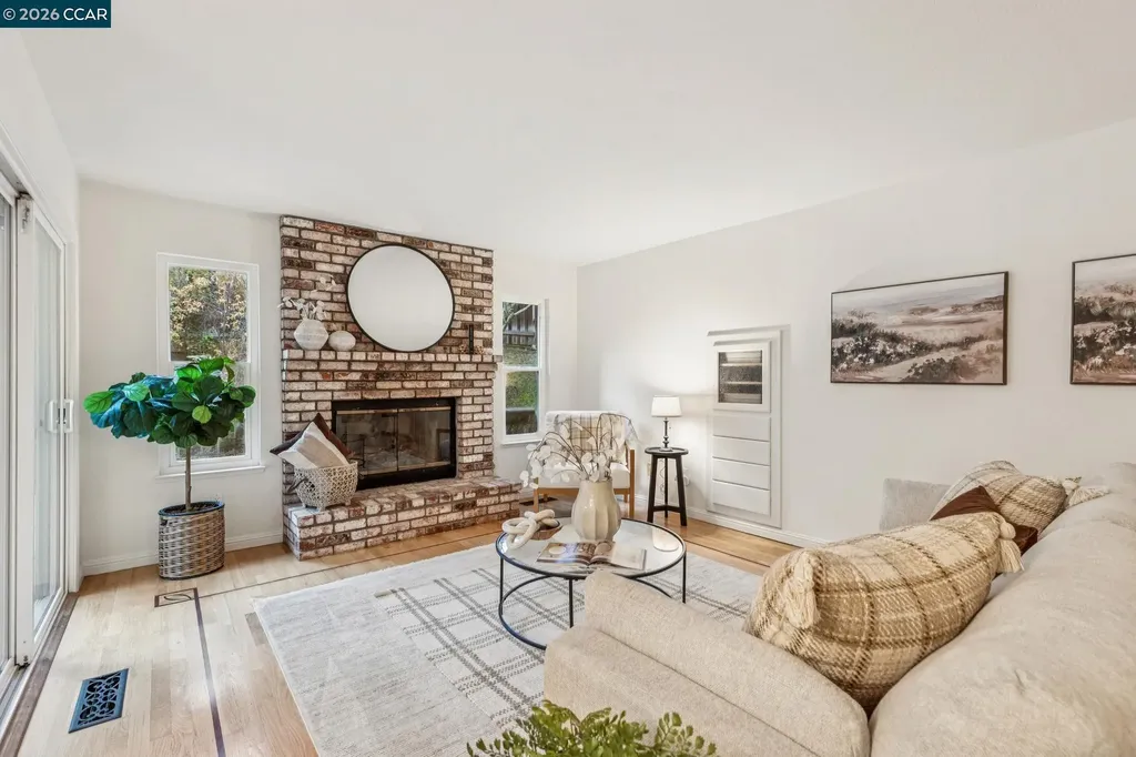 53 Paso Nogal Court Pleasant Hill CA 94523