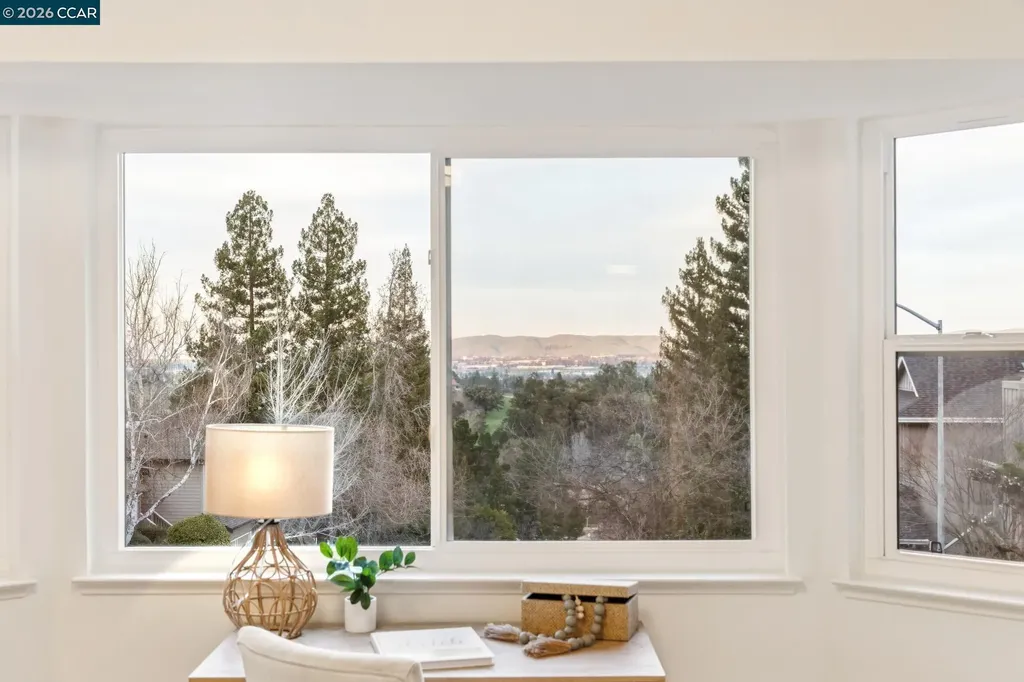 53 Paso Nogal Court Pleasant Hill CA 94523