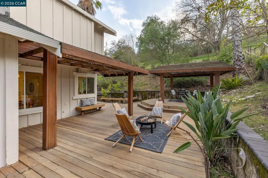 53 Paso Nogal Court Pleasant Hill CA 94523