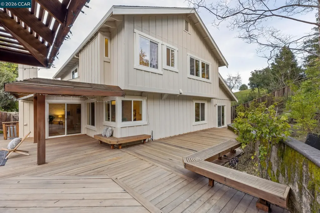 53 Paso Nogal Court Pleasant Hill CA 94523