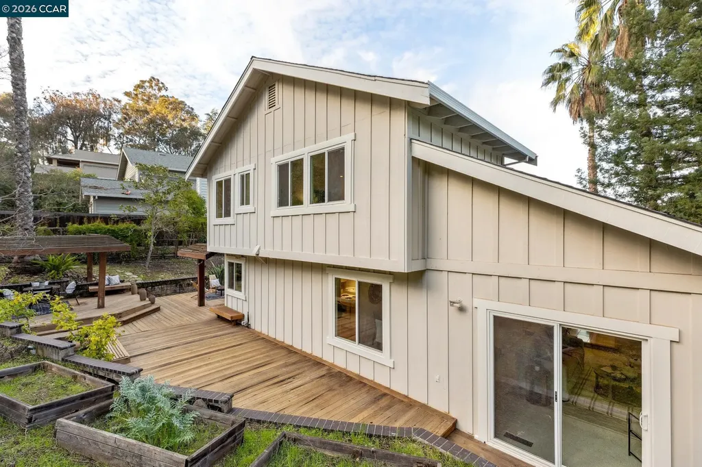 53 Paso Nogal Court Pleasant Hill CA 94523