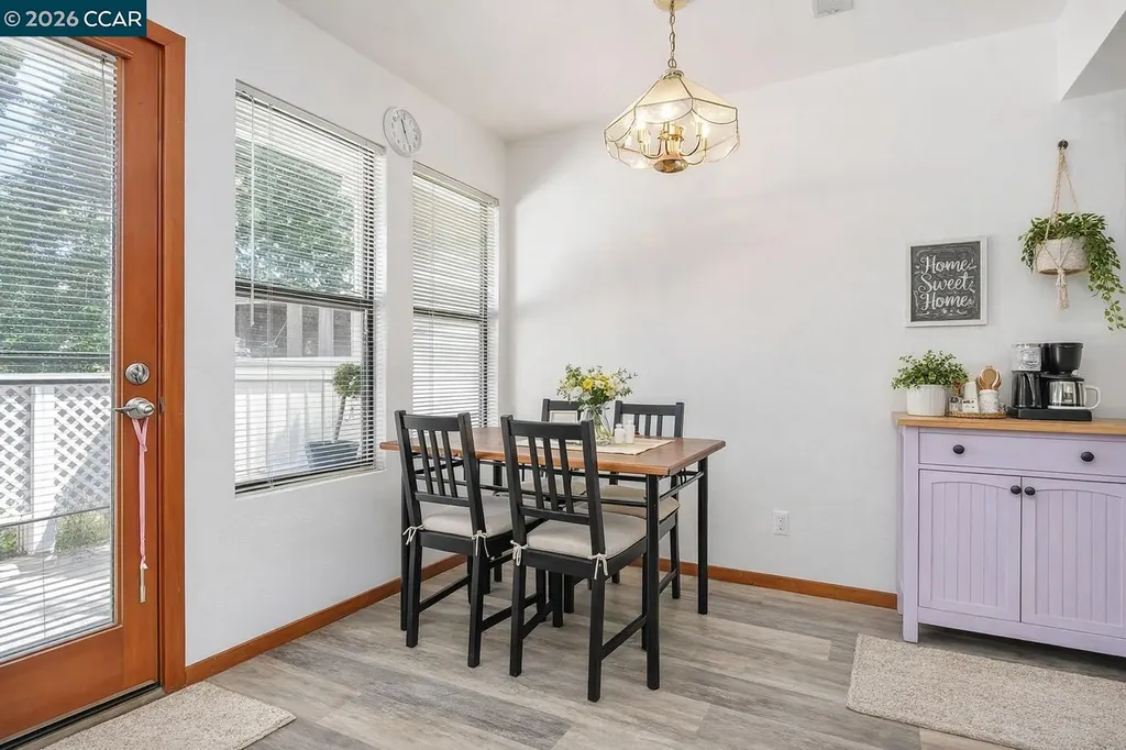130 Creekside Court El Sobrante CA 94803