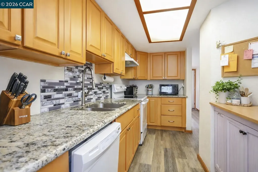 130 Creekside Court El Sobrante CA 94803