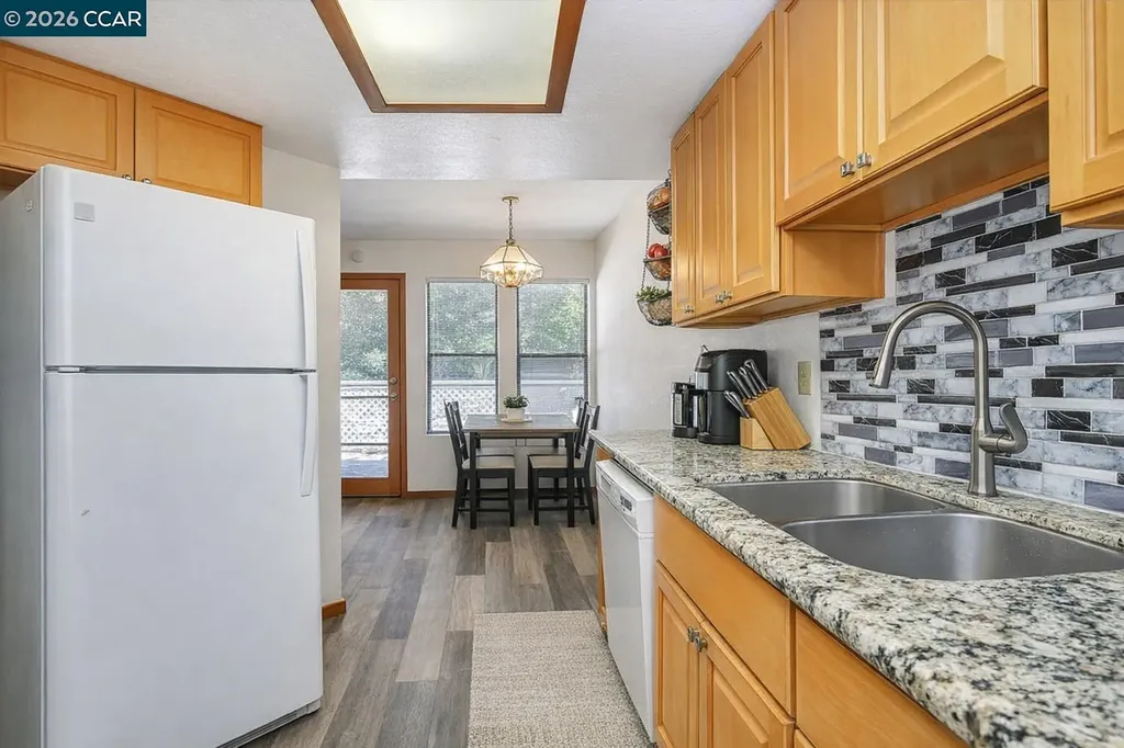 130 Creekside Court El Sobrante CA 94803