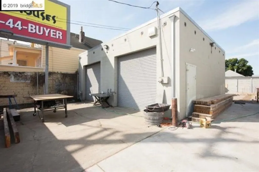 2429 Market Street Oakland CA 94607