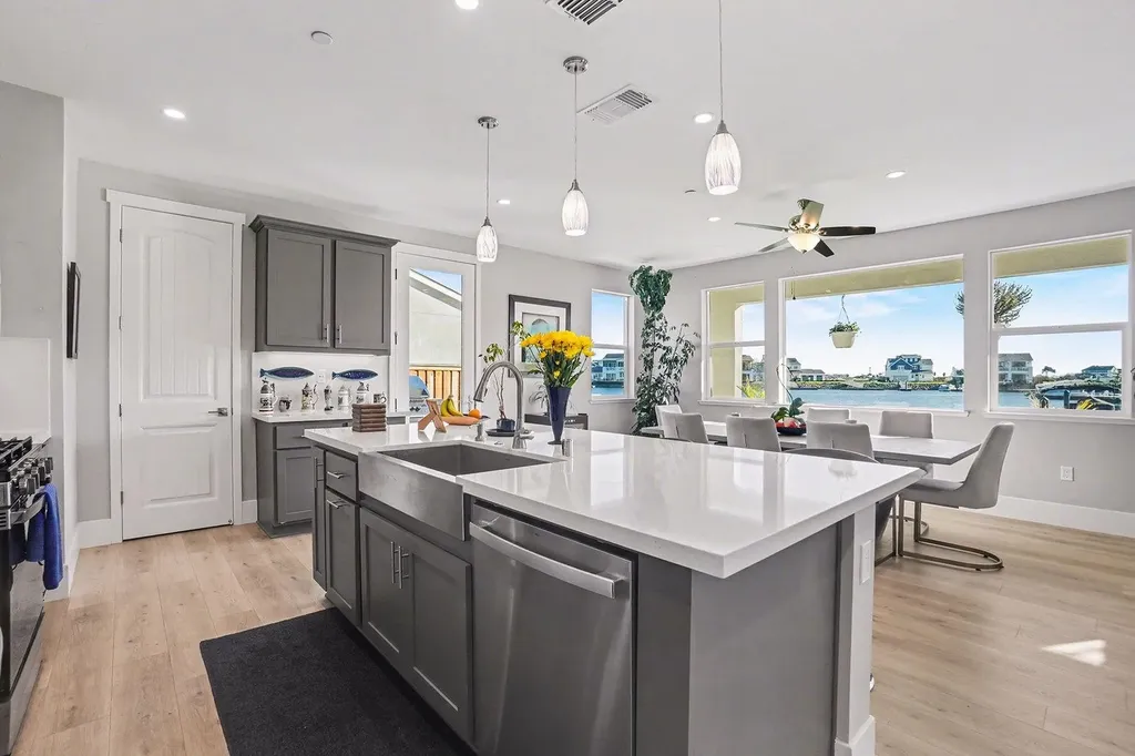 512 Channel Bethel Island CA 94511