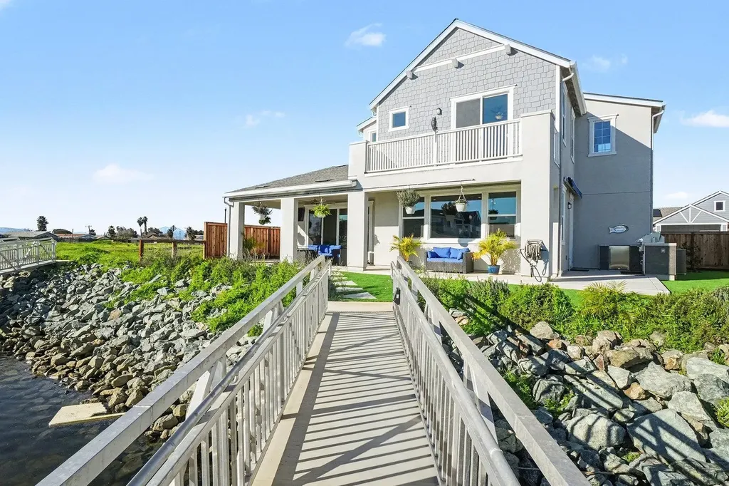 512 Channel Bethel Island CA 94511