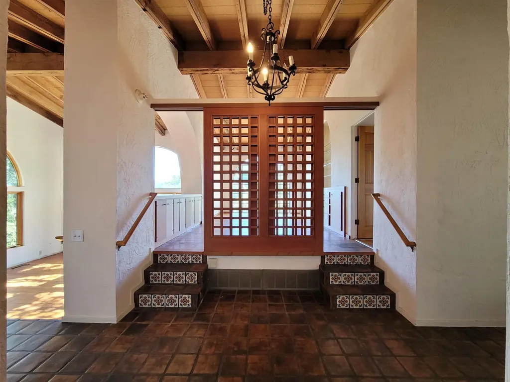 40 Hilldale Court Orinda CA 94563