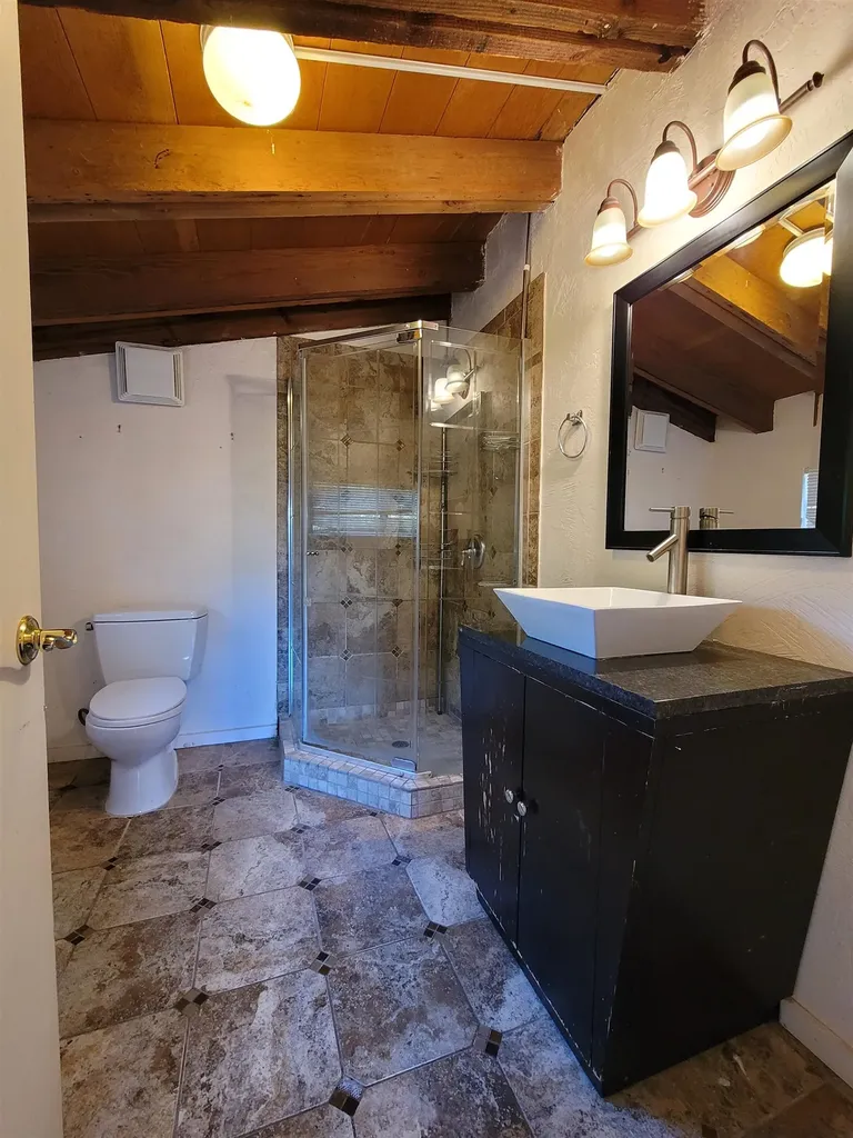 40 Hilldale Court Orinda CA 94563