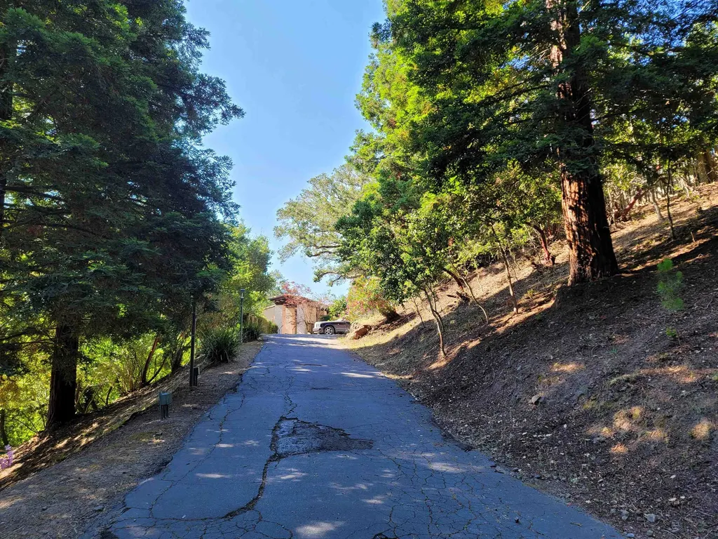 40 Hilldale Court Orinda CA 94563
